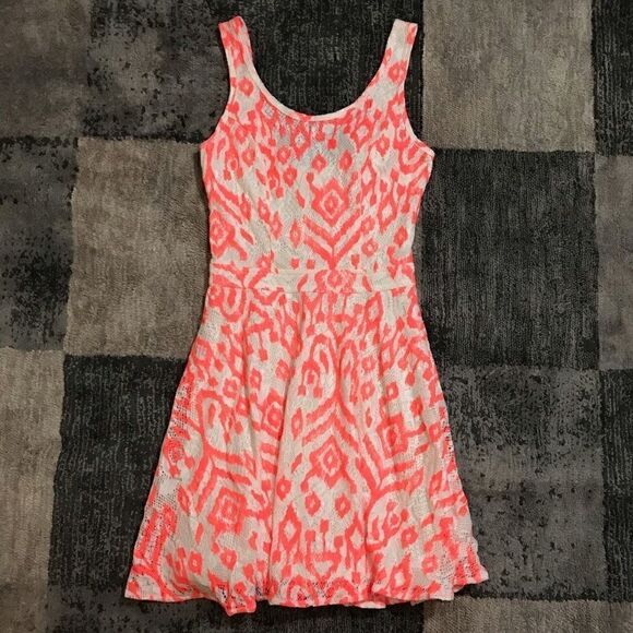 Bethany Moda Sleeveless Crochet Lace Dress - XS - Picture 1 of 6